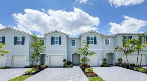 4250 Lagoon Shore Drive Lake Worth FL 33467