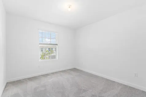 4250 Lagoon Shore Drive Lake Worth FL 33467