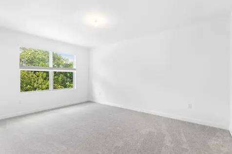 4250 Lagoon Shore Drive Lake Worth FL 33467