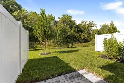 4250 Lagoon Shore Drive Lake Worth FL 33467