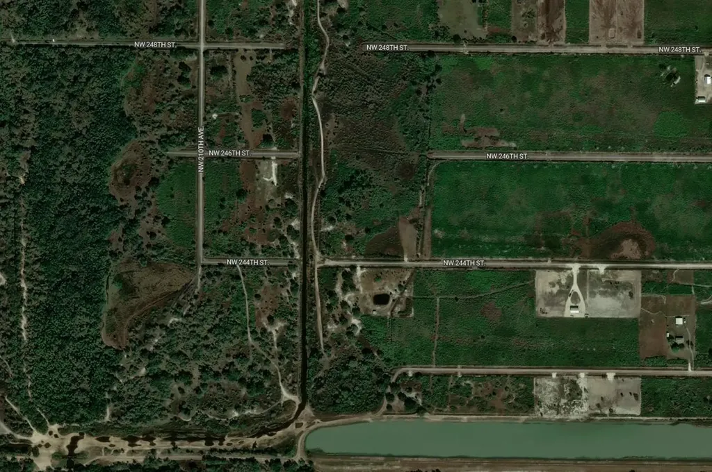 20735 NW 244th Street Okeechobee FL 34972