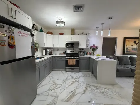 1313 S B Street Lake Worth Beach FL 33460