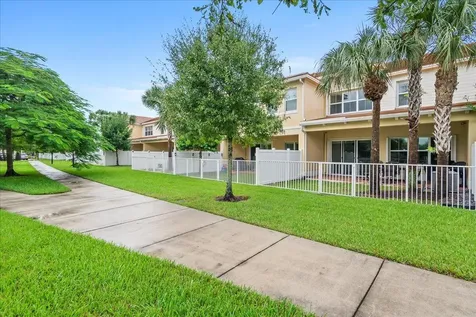 11944 Cypress Key Way Royal Palm Beach FL 33411