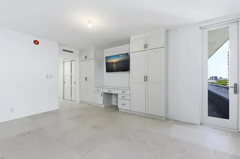 5510 N Ocean Drive Singer Island FL 33404