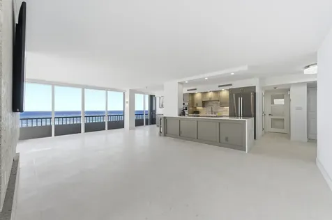 5510 N Ocean Drive Singer Island FL 33404