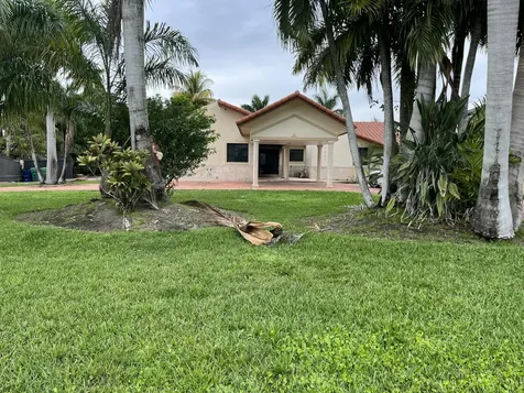 7445 N Augusta Drive Hialeah FL 33015