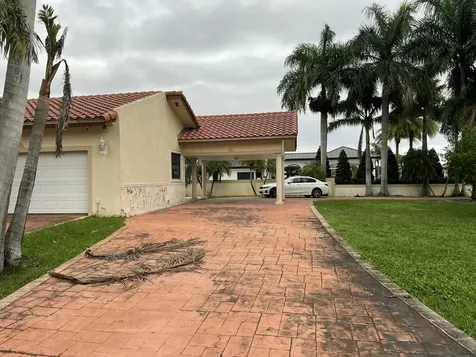 7445 N Augusta Drive Hialeah FL 33015
