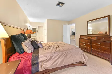 13988 Via Flora Delray Beach FL 33484