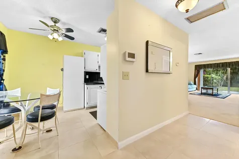 13988 Via Flora Delray Beach FL 33484
