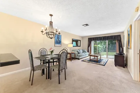 13988 Via Flora Delray Beach FL 33484