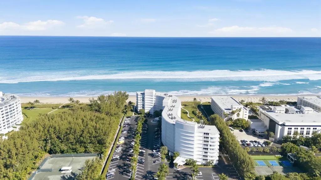 2780 S Ocean Boulevard Palm Beach FL 33480