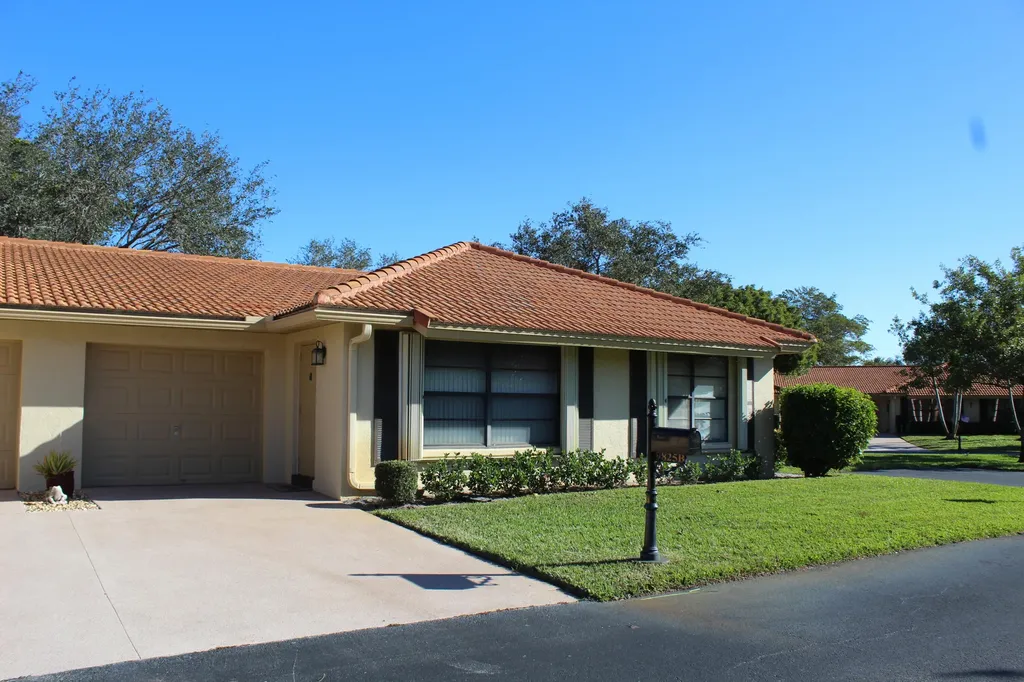 9825 Clusia Tree Drive Boynton Beach FL 33436