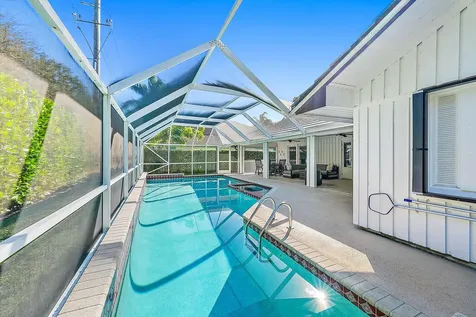 12910 La Rochelle Circle Palm Beach Gardens FL 33410