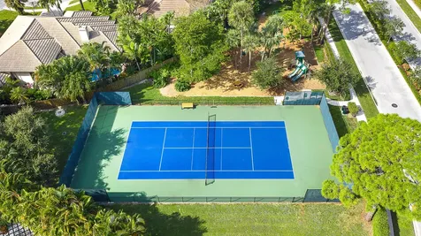 12910 La Rochelle Circle Palm Beach Gardens FL 33410