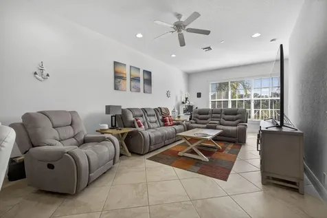 4511 Artesa Way Palm Beach Gardens FL 33418