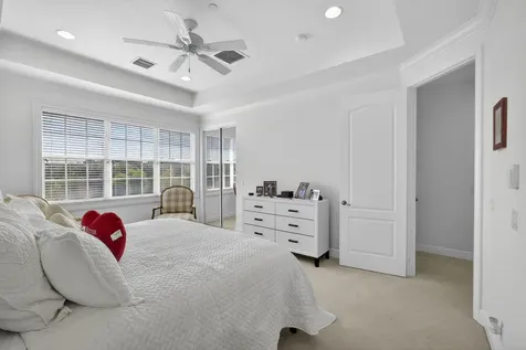 4511 Artesa Way Palm Beach Gardens FL 33418