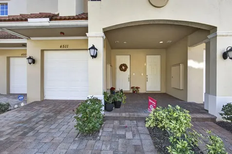 4511 Artesa Way Palm Beach Gardens FL 33418