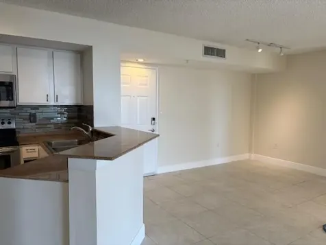 1000 Scotia Drive Hypoluxo FL 33462