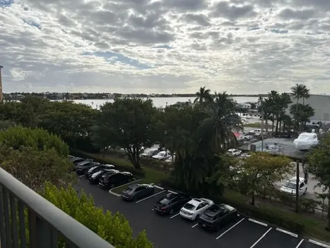 1000 Scotia Drive Hypoluxo FL 33462