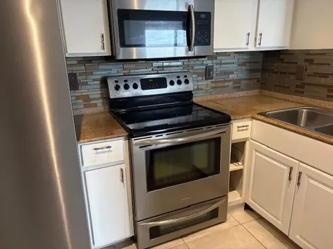 1000 Scotia Drive Hypoluxo FL 33462
