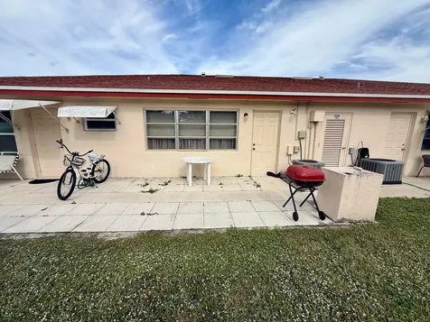 5170 Nw 3rd Court Delray Beach FL 33445