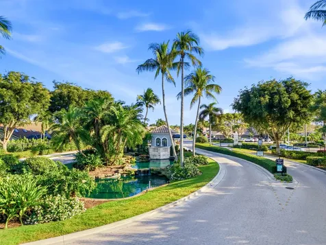 7170 Falls Road Boynton Beach FL 33437