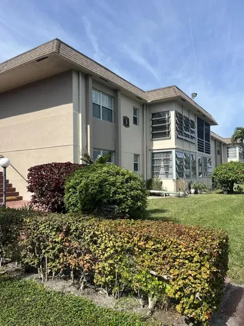 504 Davis Road Palm Springs FL 33461
