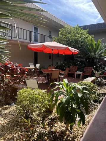504 Davis Road Palm Springs FL 33461
