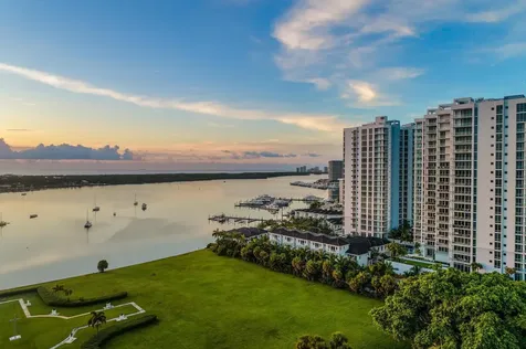 2 Water Club Way North Palm Beach FL 33408