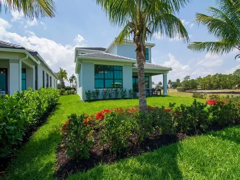 721 Se Fascino Circle Port Saint Lucie FL 34984