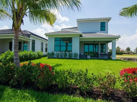721 Se Fascino Circle Port Saint Lucie FL 34984
