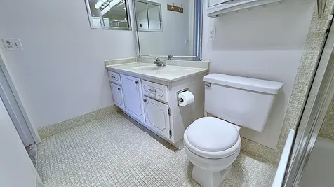3082 Oakridge U Deerfield Beach FL 33442
