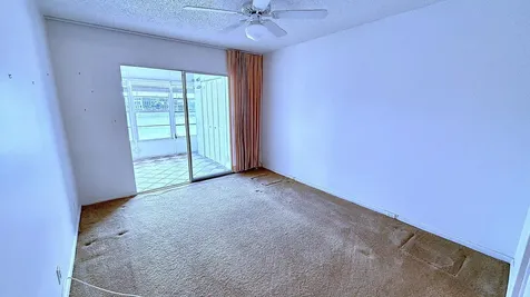 3082 Oakridge U Deerfield Beach FL 33442