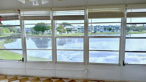 3082 Oakridge U Deerfield Beach FL 33442