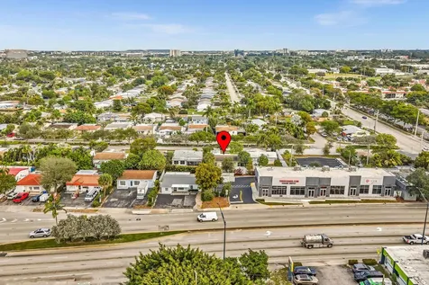 490 Ne 51st Street Oakland Park FL 33334