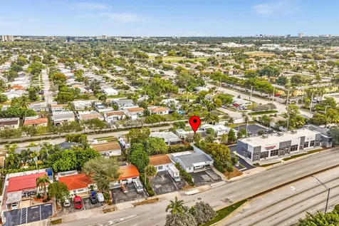 490 Ne 51st Street Oakland Park FL 33334