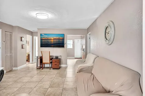490 Ne 51st Street Oakland Park FL 33334