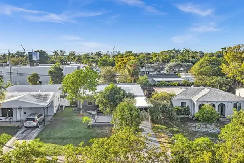 490 Ne 51st Street Oakland Park FL 33334