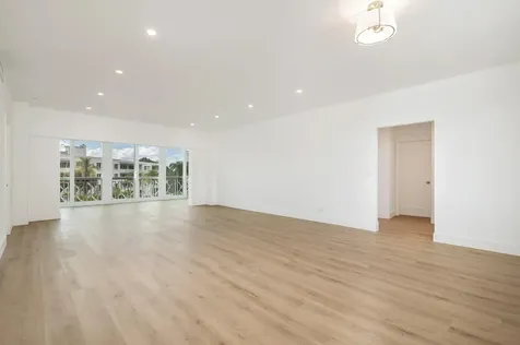 389 S Lake Drive Palm Beach FL 33480