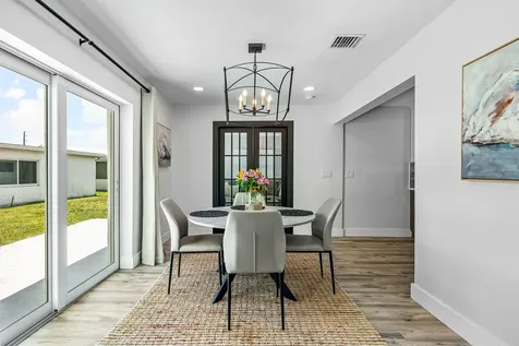 2015 Sw 18th Drive Boynton Beach FL 33426
