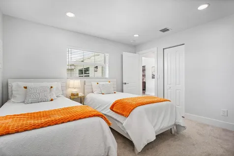 2015 Sw 18th Drive Boynton Beach FL 33426