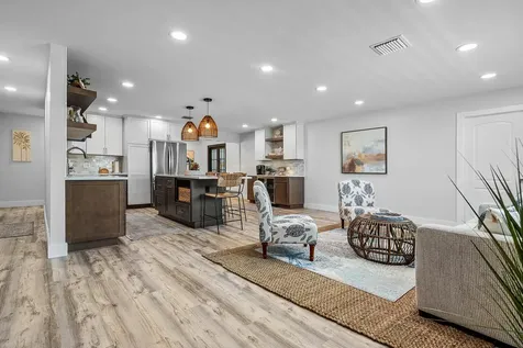 2015 Sw 18th Drive Boynton Beach FL 33426