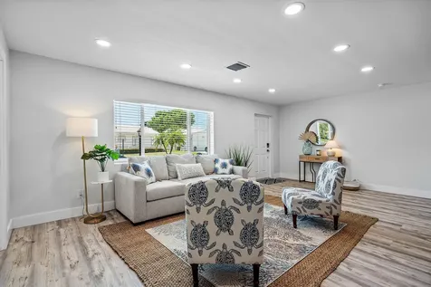 2015 Sw 18th Drive Boynton Beach FL 33426