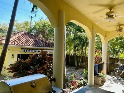 218 N Palmway Lake Worth Beach FL 33460