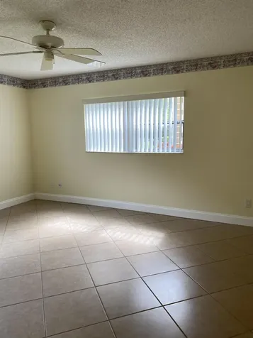 533 S Lakes End Drive Fort Pierce FL 34982
