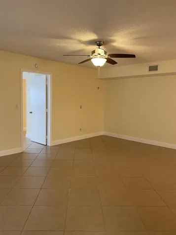 533 S Lakes End Drive Fort Pierce FL 34982