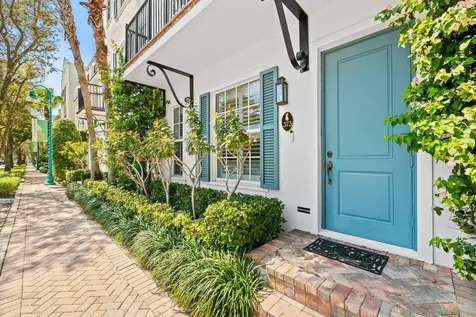 373 E Cannery Row Circle Delray Beach FL 33444