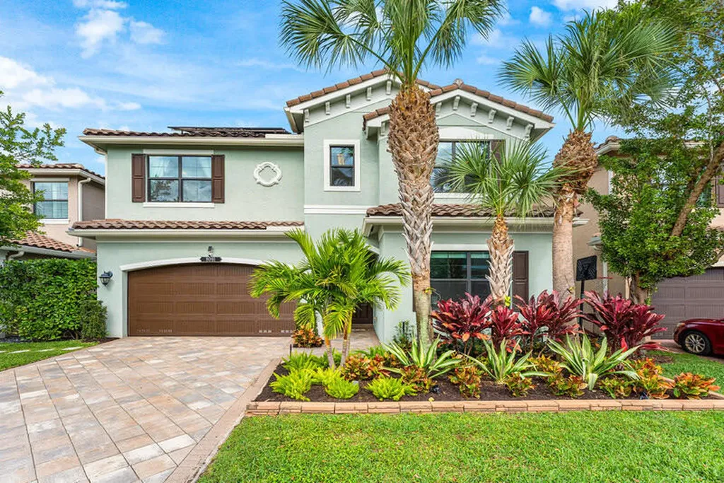 8091 Snowflake Obsidian Trail Delray Beach FL 33446
