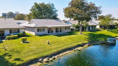 6389 Casabella Lane Boca Raton FL 33433