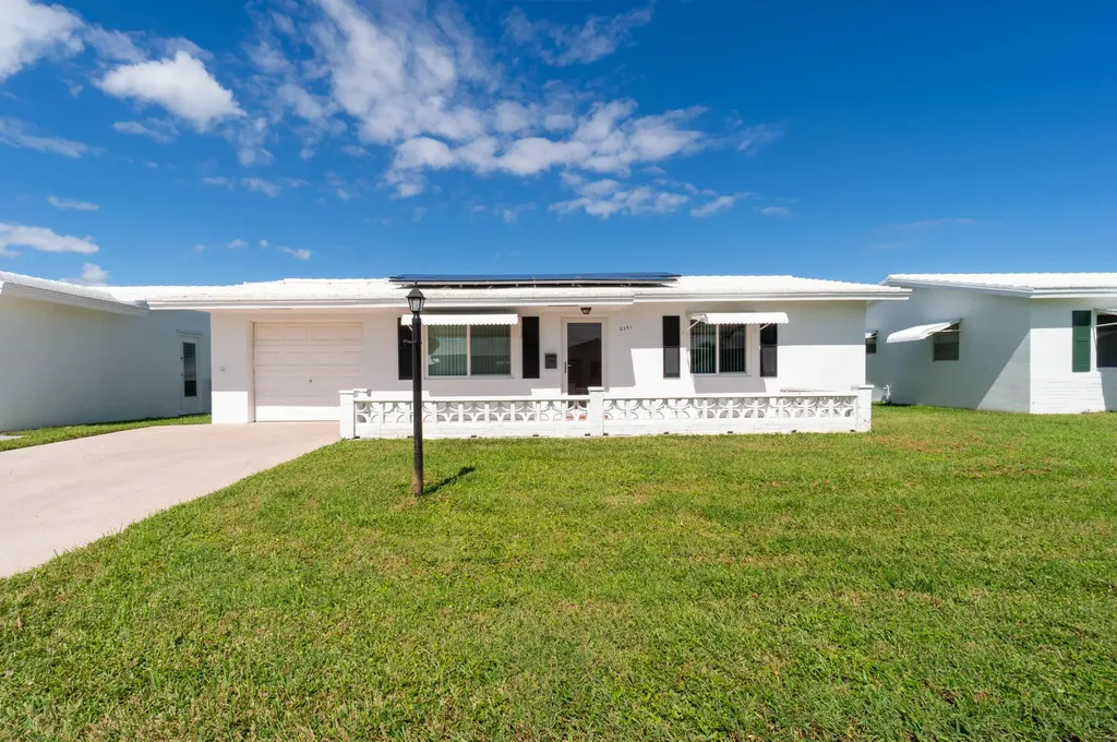 2391 SW 13th Terrace Boynton Beach FL 33426